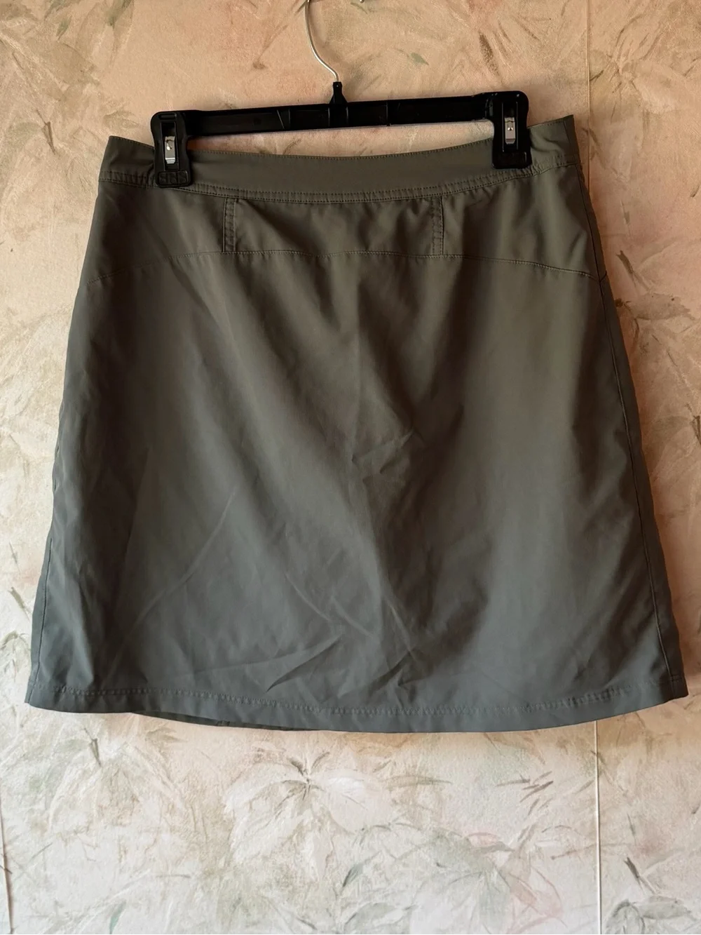 REI Women's Army Green Skort 6